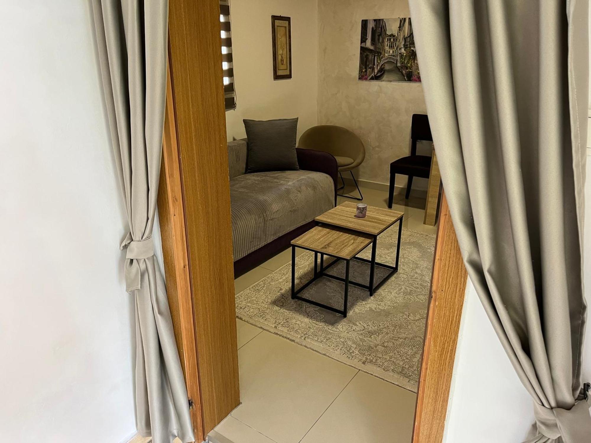 Apartment Helena Airport Podgorica Eksteriør bilde